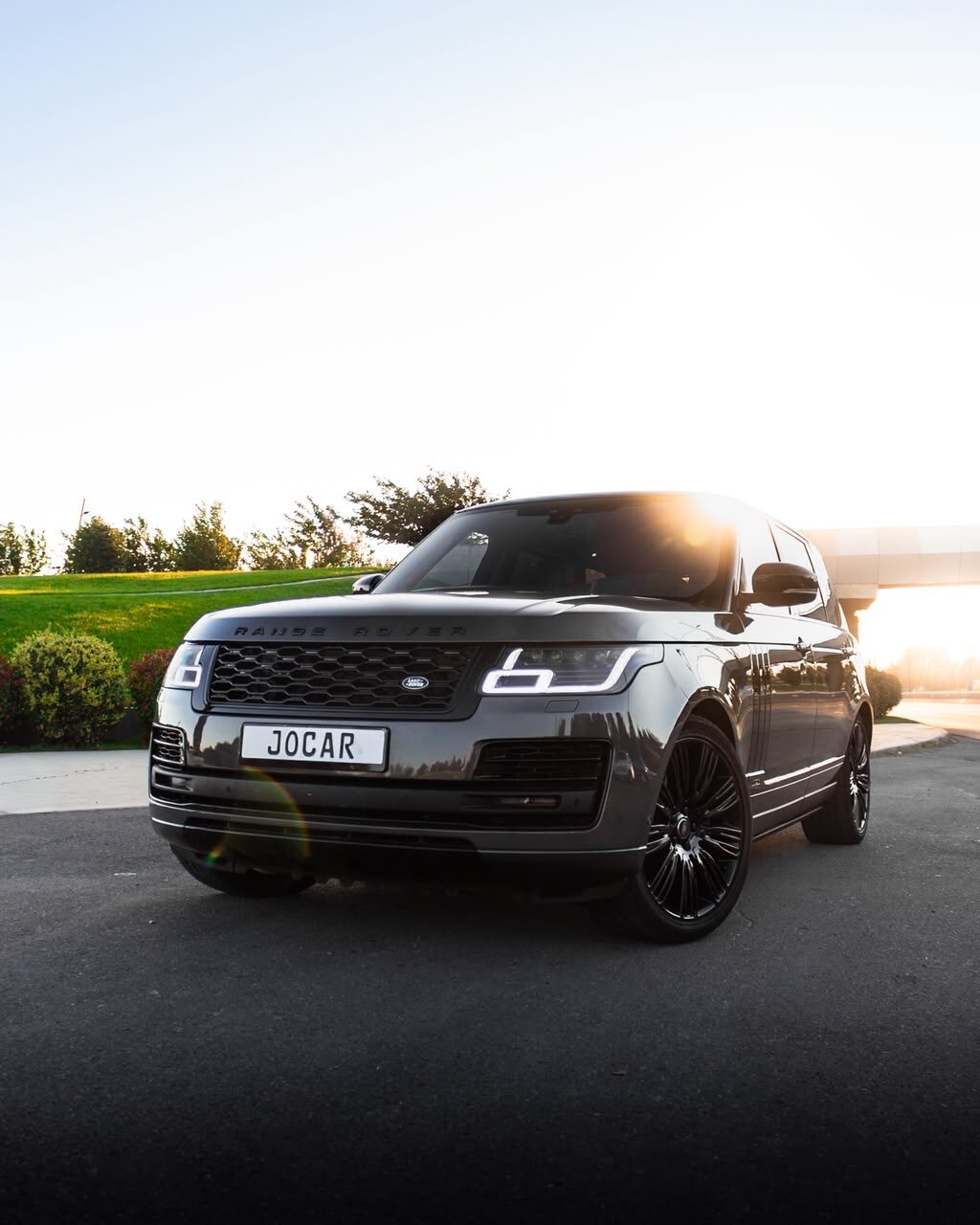 Land Rover Range Rover Autobiography 2017 rental in Tbilisi